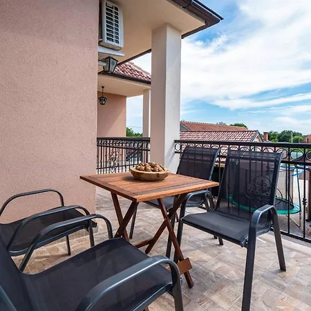 Semesterbostad My Dalmatia - Lana With Private Heated Pool And Sauna *