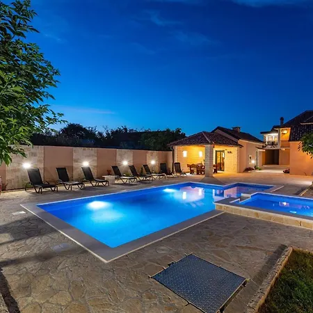 Nyaraló My Dalmatia - Lana With Private Heated Pool And Sauna