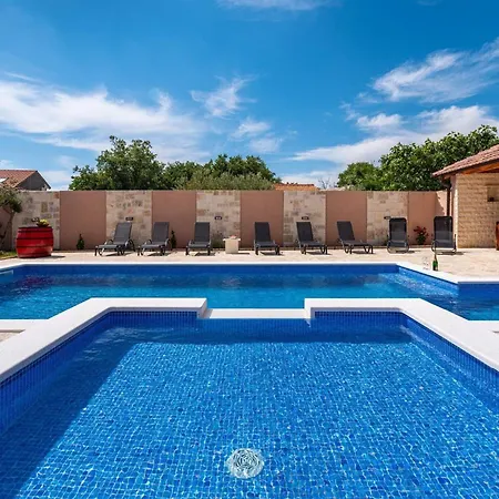 Semesterbostad My Dalmatia - Lana With Private Heated Pool And Sauna *
